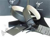 Giuseppe Zanotti һ��һƤ��